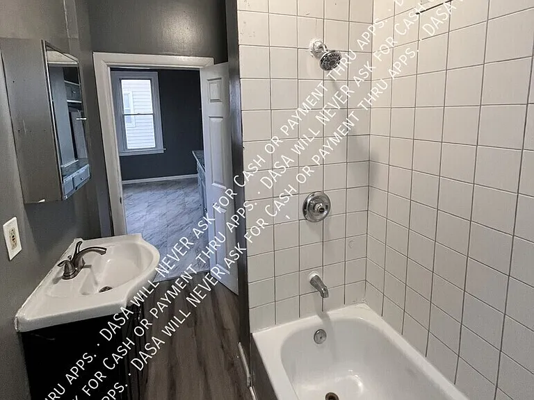 44 Aldrich Pl #UPPER — Photo 11