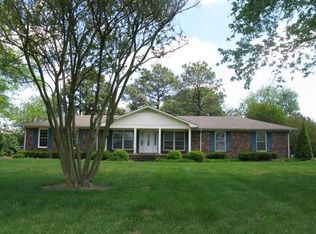 108 Jackstaff Dr, Hendersonville, TN 37075