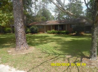719 Baker Hwy E, Douglas, GA 31533