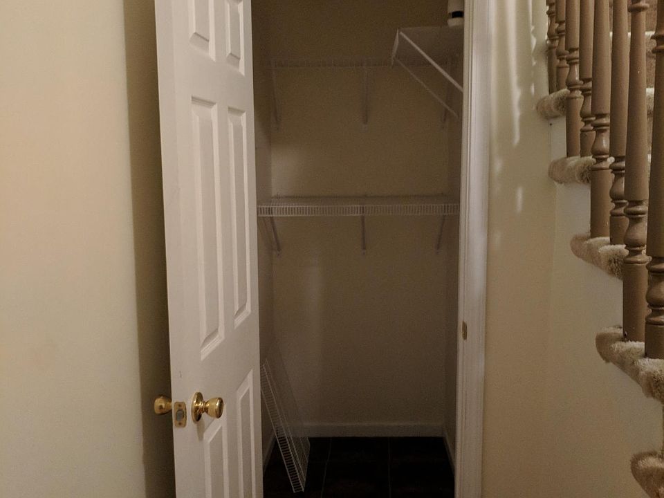 Entry closet