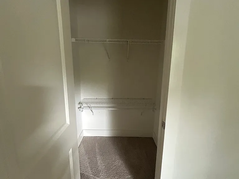 18 Steelwood Ct — Photo 21