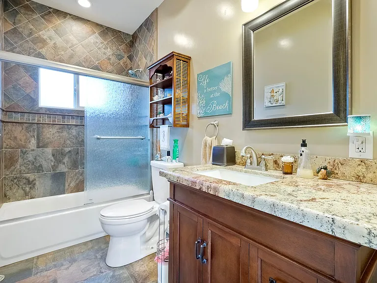 4430 Cape May Ave — Photo 16