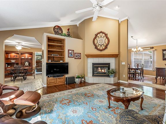 5th image of 13 Morganshire Dr