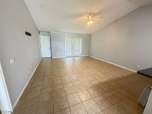 3950 Sunset Rd — Photo 6