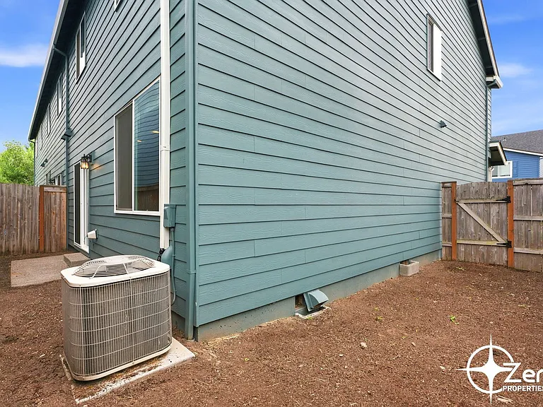 1400 NE 85th Way — Photo 26