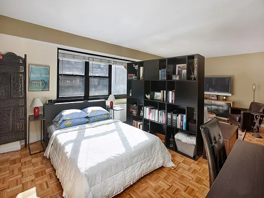 Sold by Sotheby's International Realty | media 3