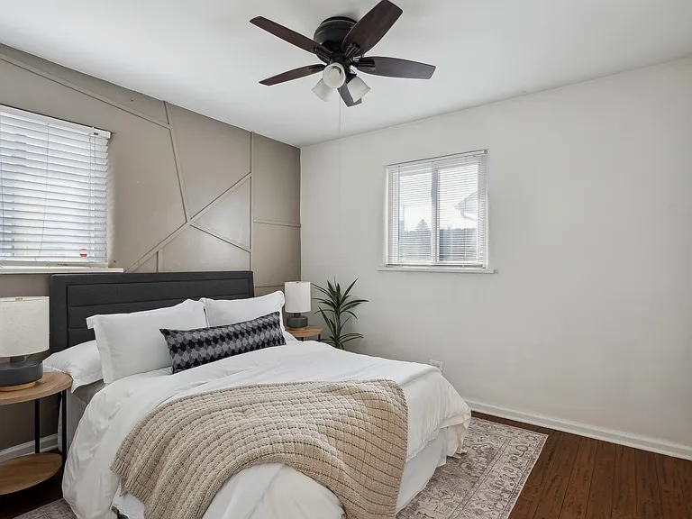 1680 N Syracuse St — Photo 13