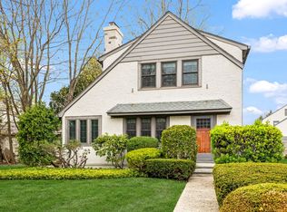 165 Lyons Rd, Scarsdale, NY 10583