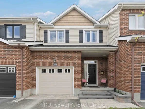 449 Celtic Ridge Cres, Ottawa, ON K2W 0B1
