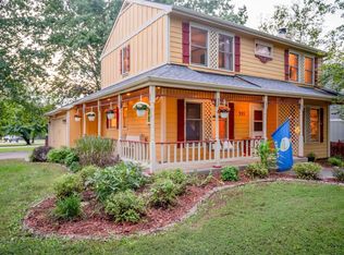 333 Tall Grass Dr, Lawrence, KS 66049