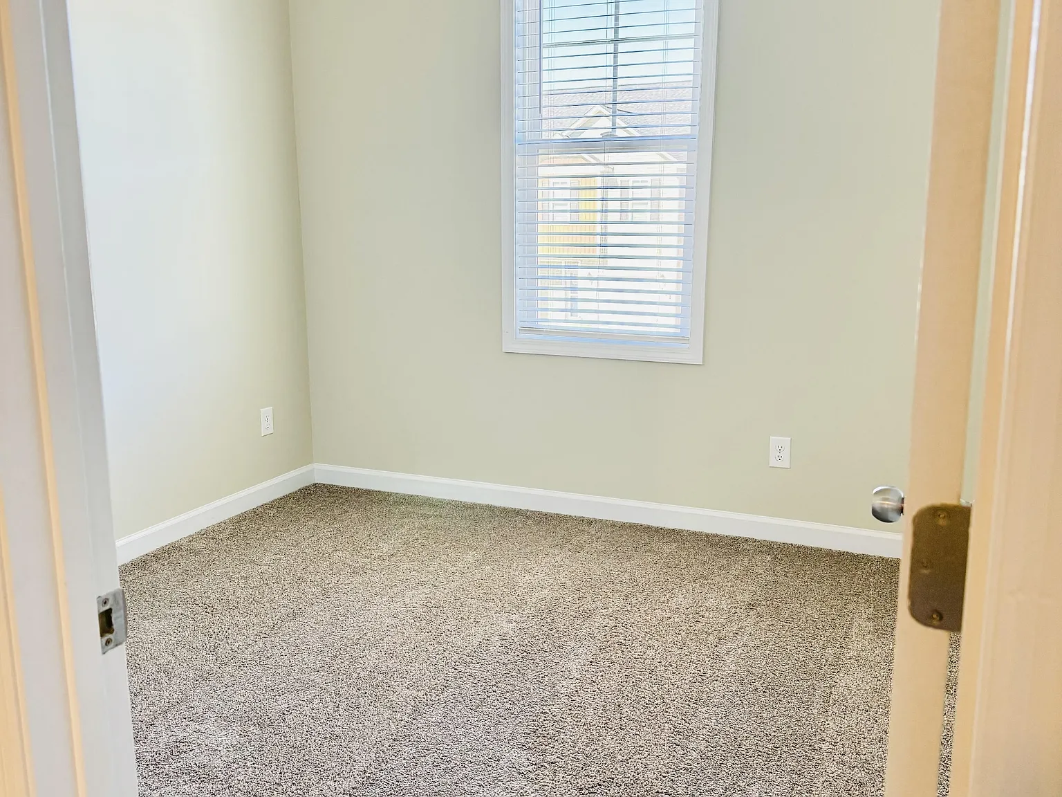 374 Frisco Way - 1 — Photo 3