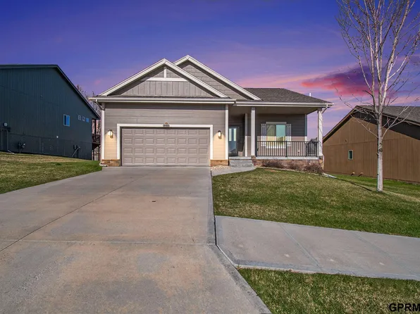 14404 S 20th St, Bellevue, NE 68123