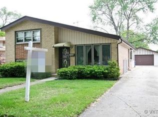 10541 Lawler Ave, Oak Lawn, IL 60453