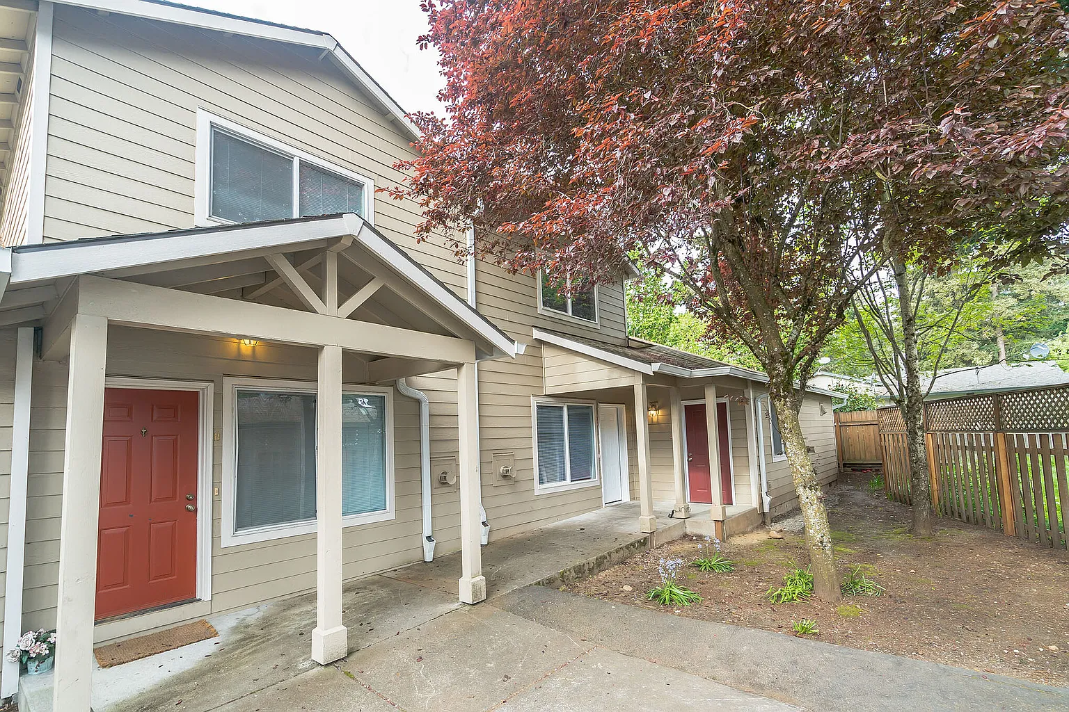 11960 SE Bush St APT C photo 1