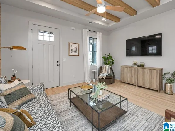 1162 Windsor Dr #57, Birmingham, AL 35209