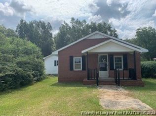 105 Marion Rd, Lumberton, NC 28358