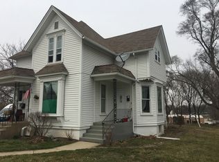 3708 Waukegan Rd, McHenry, IL 60050