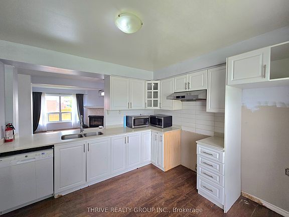 4th image of 595 3rd St #67