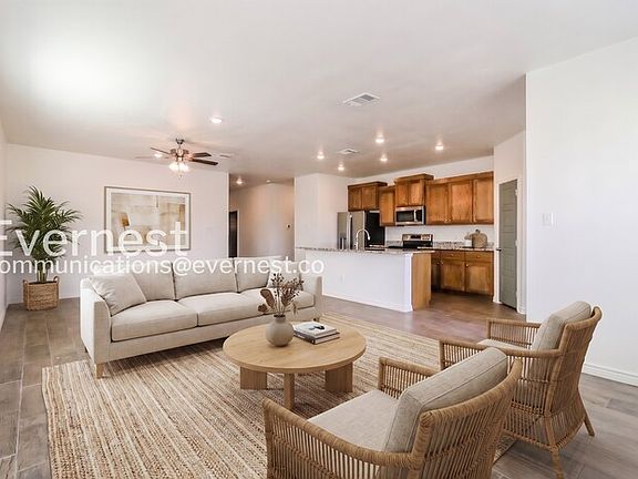 5th image of 845 Freedom Cir