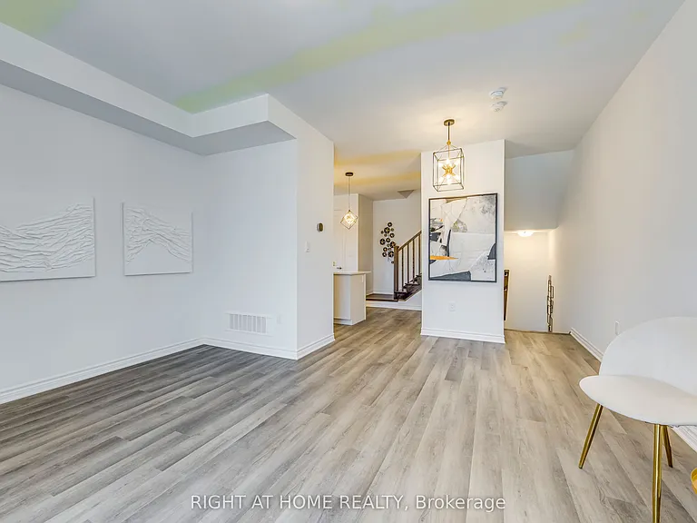 1805 Thames Cir — Photo 6
