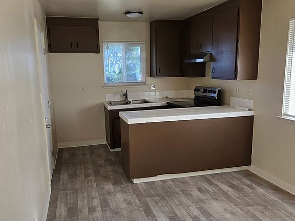 2nd image of 7900 Loucreta Dr #7902