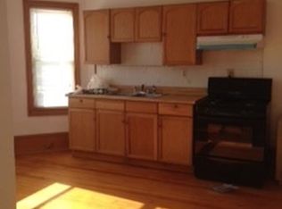 1237 Globe St #2, Fall River, MA 02721