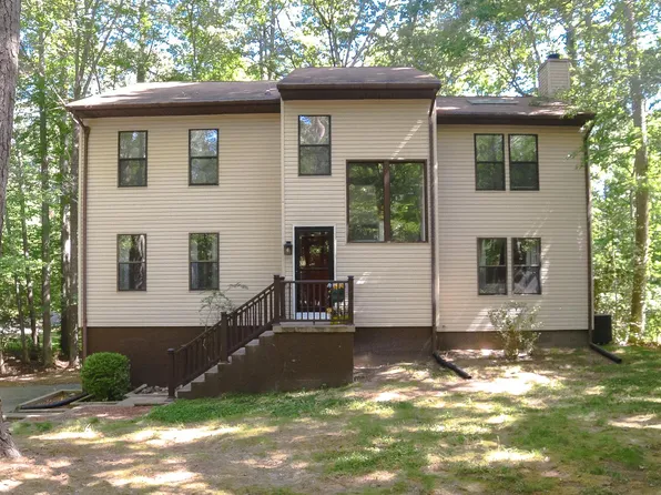 23294 Holly Hill Ln, California, MD 20619