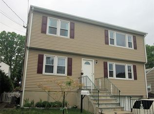 44 Holland St, Harrison, NY 10528