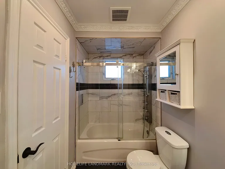2673 Constable Rd — Photo 12