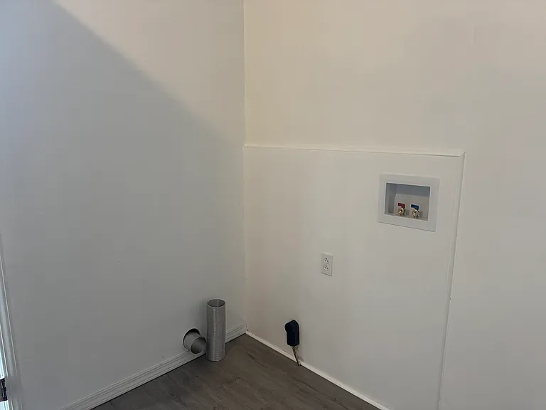232 Birchwood Ave #A — Photo 4