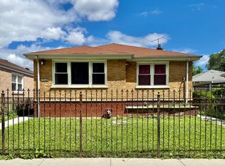 3842 W Argyle St, Chicago, IL 60625