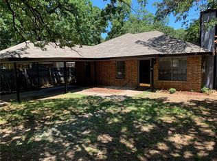 4013 Creech St, Haltom City, TX 76111