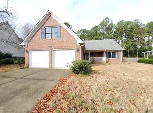 837 Stone Cross Dr, Spring Lake, NC 28390