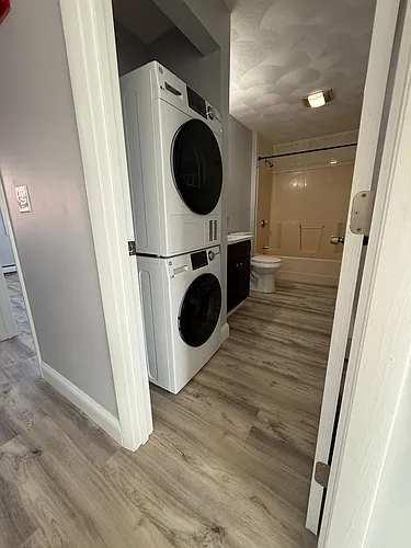 61 Vale St #4 Photo 1