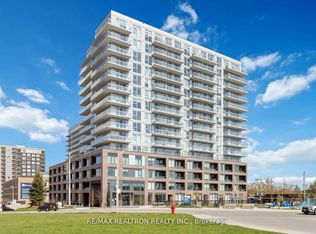 185 Deerfield Rd #323, Newmarket, ON L3Y 0G7