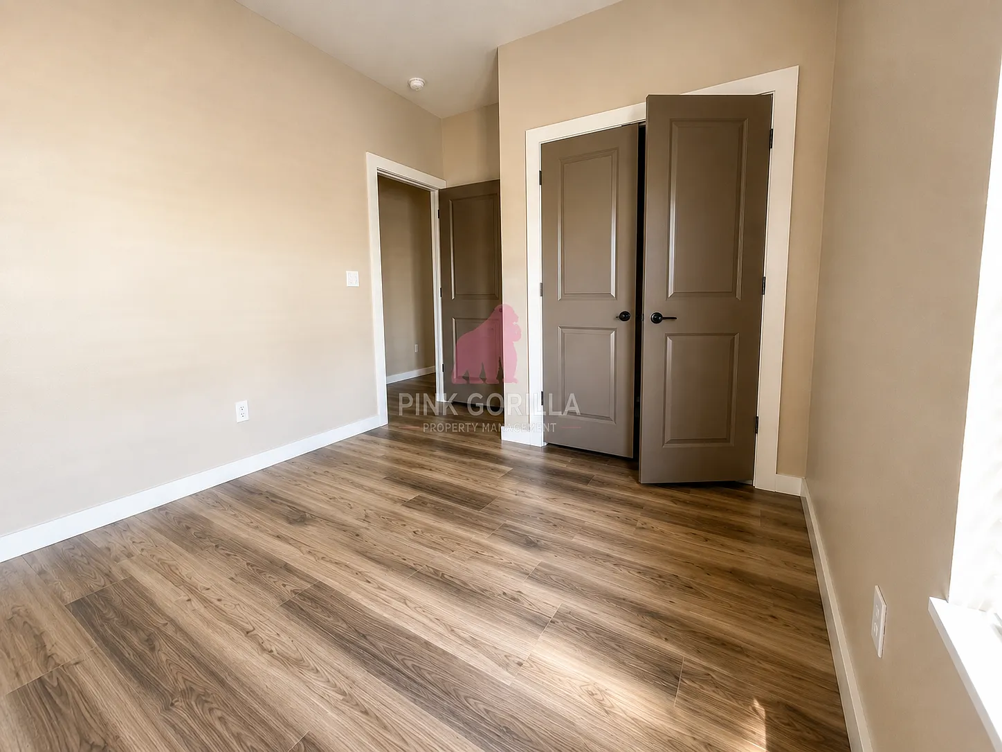 3 bed, 1110 sqft, $1,380 — Photo 4