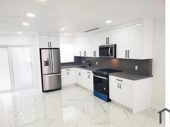 1255 W 53rd St APT 105, Hialeah, FL 33012