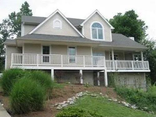 5612 Muddy Creek Rd photo 1