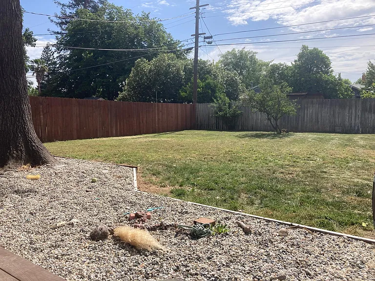 2837 Verna Way — Photo 12