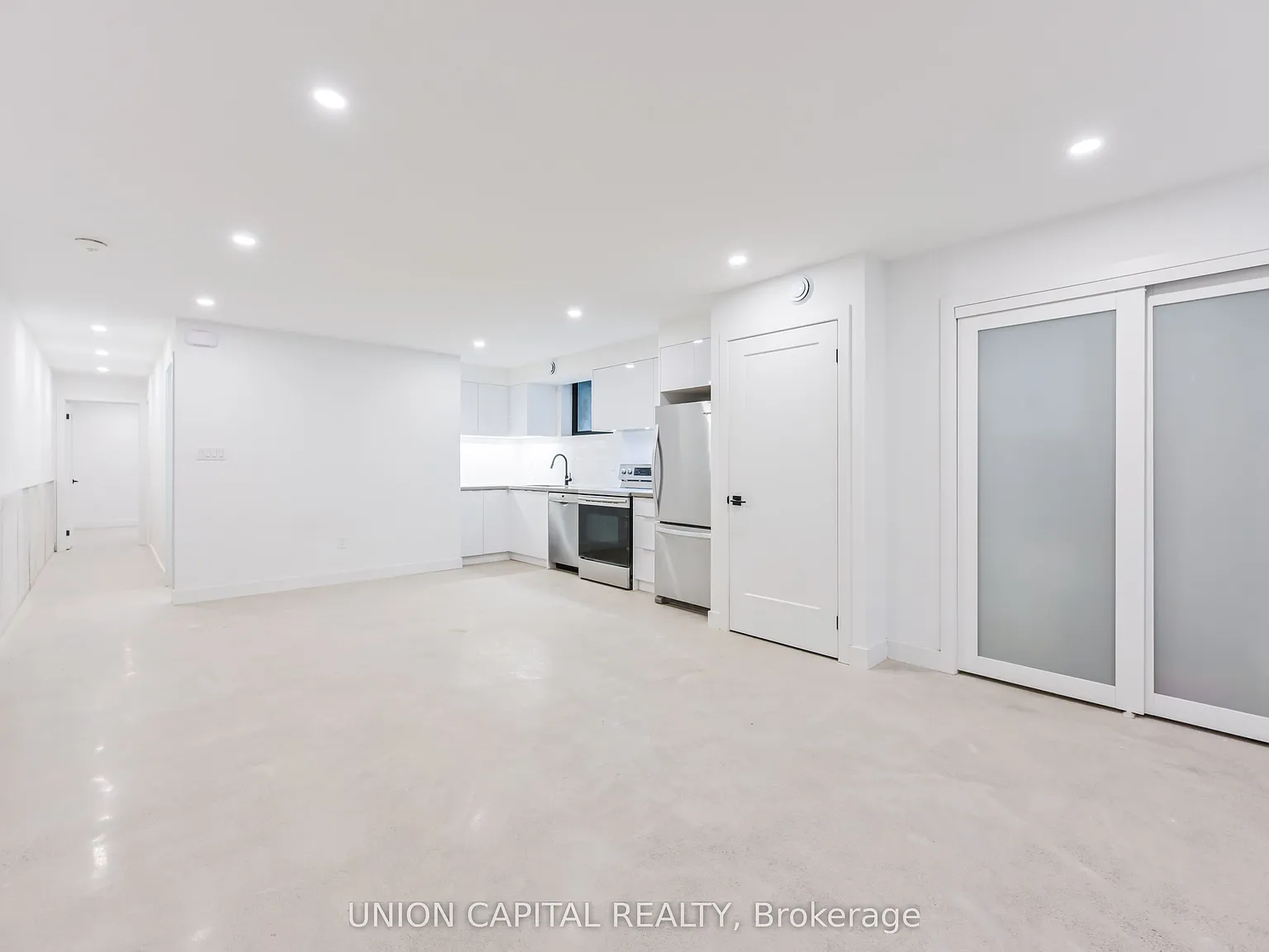 2 bed, $2,500 — Photo 4
