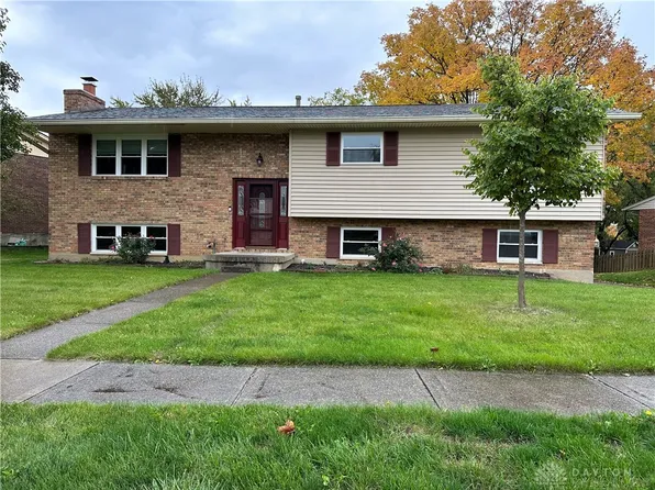 220 Trumpet Dr, Dayton, OH 45449