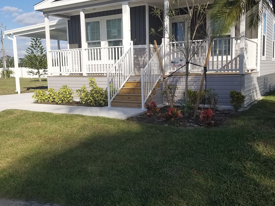 1st image of 299 Copenhagen St