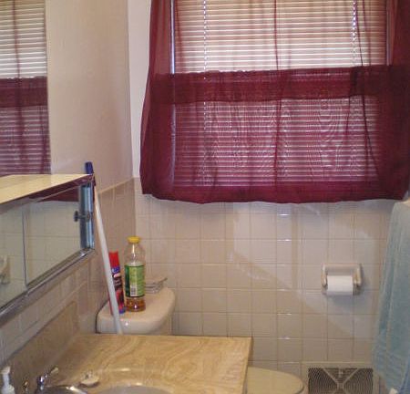 3rd image of 802 Fairhurst Dr