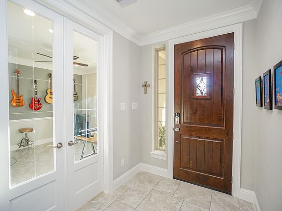 4th image of 2803 Dogwood Terrace Ln
