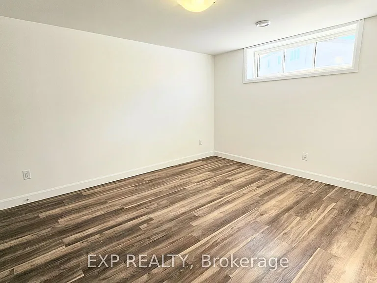 134 Giroux St — Photo 16