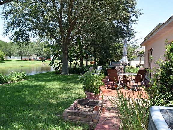 4th image of 188 King Arthur Ct