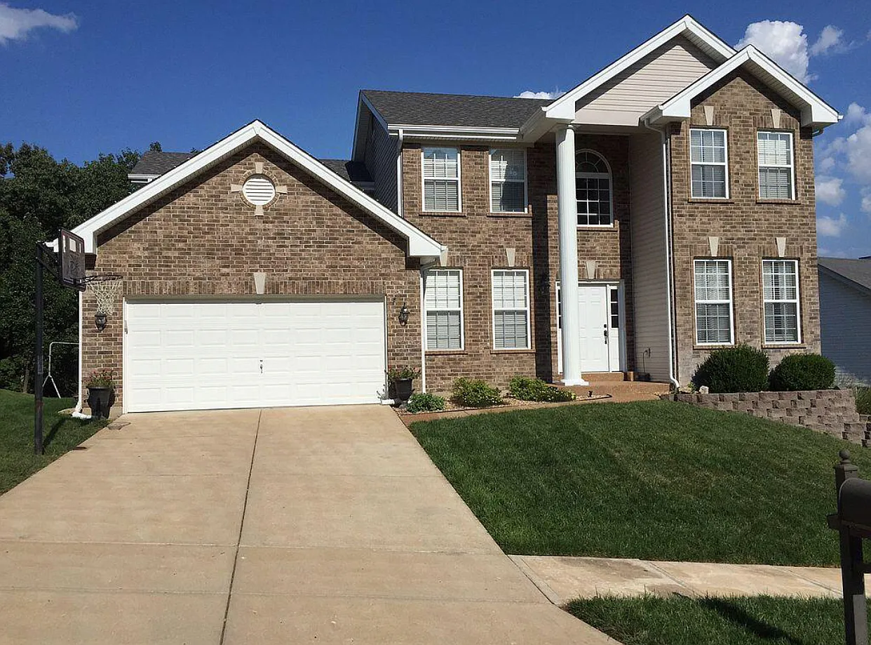 17311 Hilltop Ridge Dr photo 1