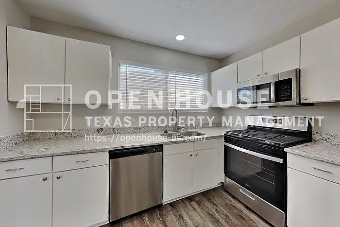 5150 Summit Lodge Dr — Photo 6