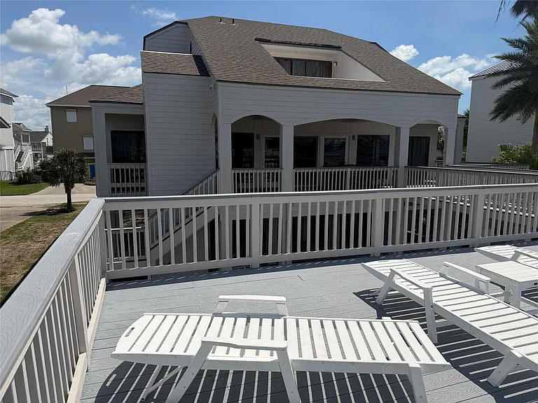 3421 Jolly Roger Cir — Photo 8
