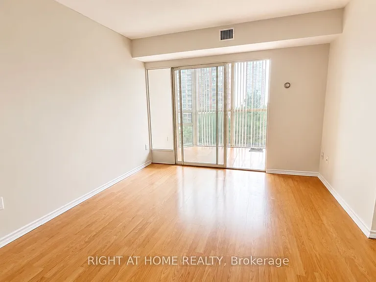 265 Enfield Pl #511 — Photo 6